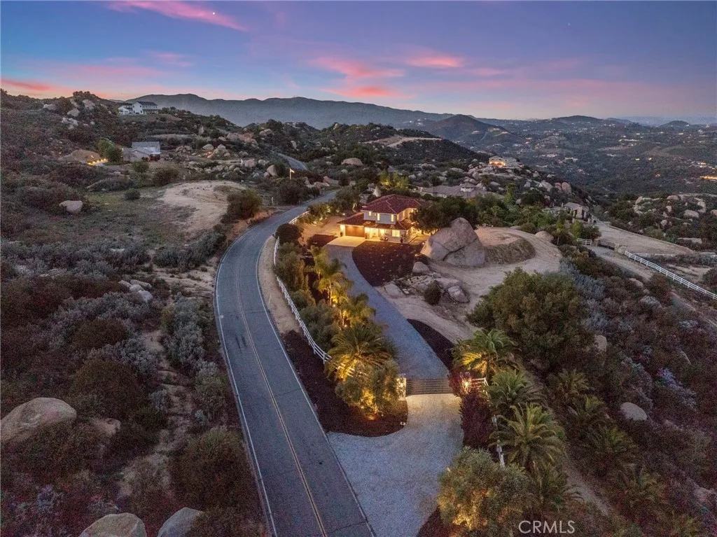 41950 Hacienda Dr, Murrieta, CA 92562