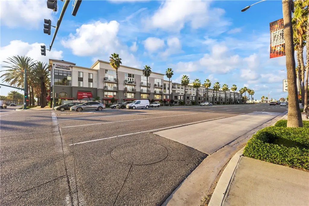 Additional image 19 of 1801 E Katella Ave Unit 2063, Anaheim, CA 92805