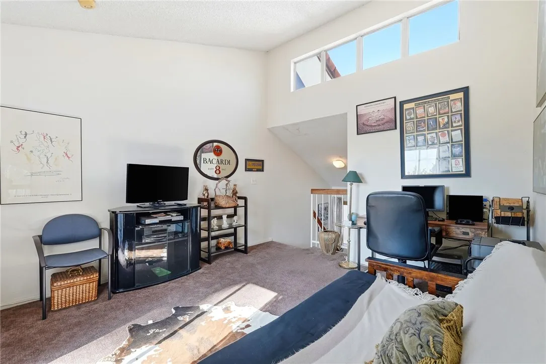 Additional image 48 of 871 S Lucerne Blvd Unit 2, Los Angeles, CA 90005