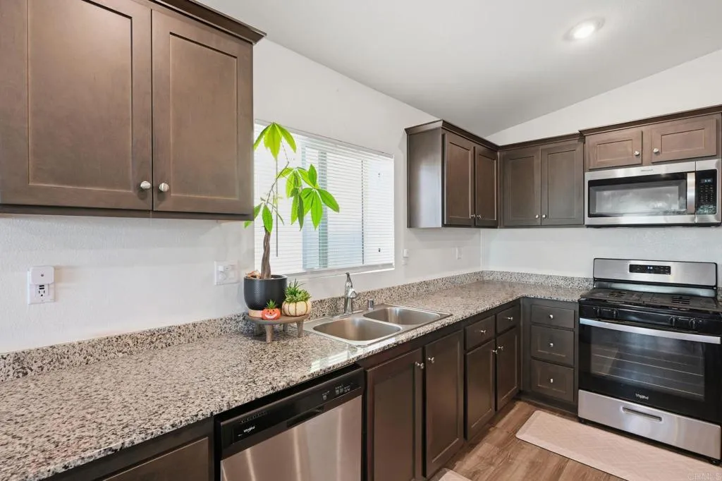 Additional image 35 of 1262 Allegiance Avenue, Hemet, CA 92543