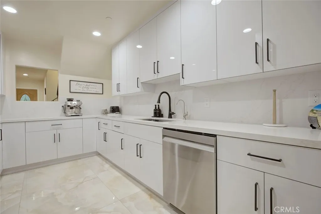 Additional image 25 of 3974 Pennsylvania Ave Unit 112, La Crescenta, CA 91214