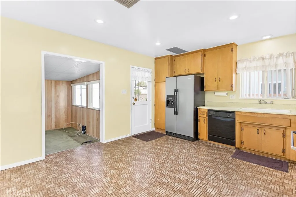 Additional image 37 of 822 W 5th Street, Ontario, CA 91762