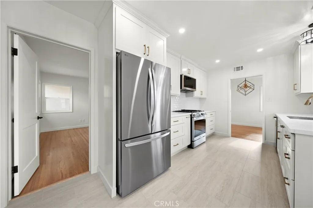 Additional image 18 of 9314 Via Amorita, Downey, CA 90241