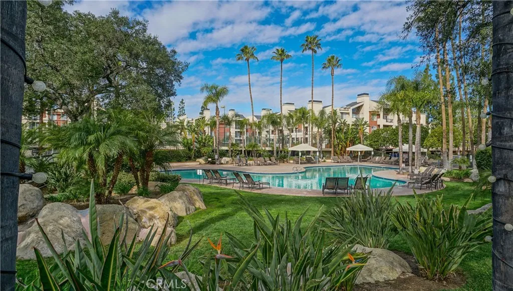 Additional image 4 of 5515 Canoga Unit 318, Woodland Hills, CA 91367