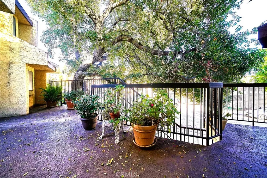 Additional image 4 of 3130 Montrose Avenue Unit 102, La Crescenta, CA 91214