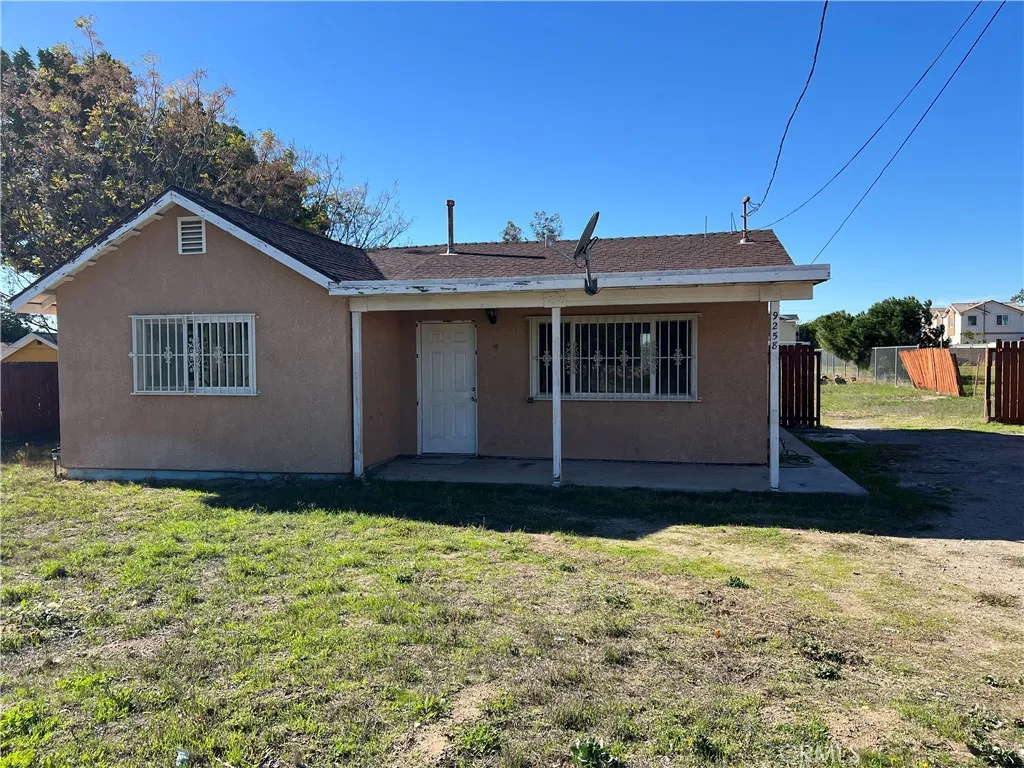 Additional image 3 of 9258 Pepper St, Fontana, CA 92335