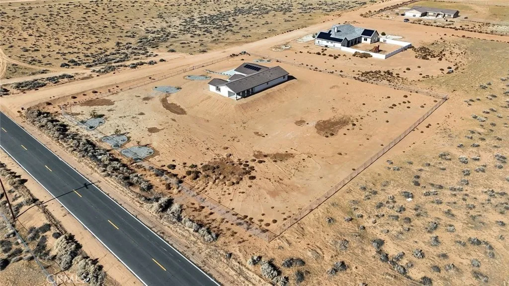 Additional image 56 of 16925 Nanticoke, Apple Valley, CA 92307