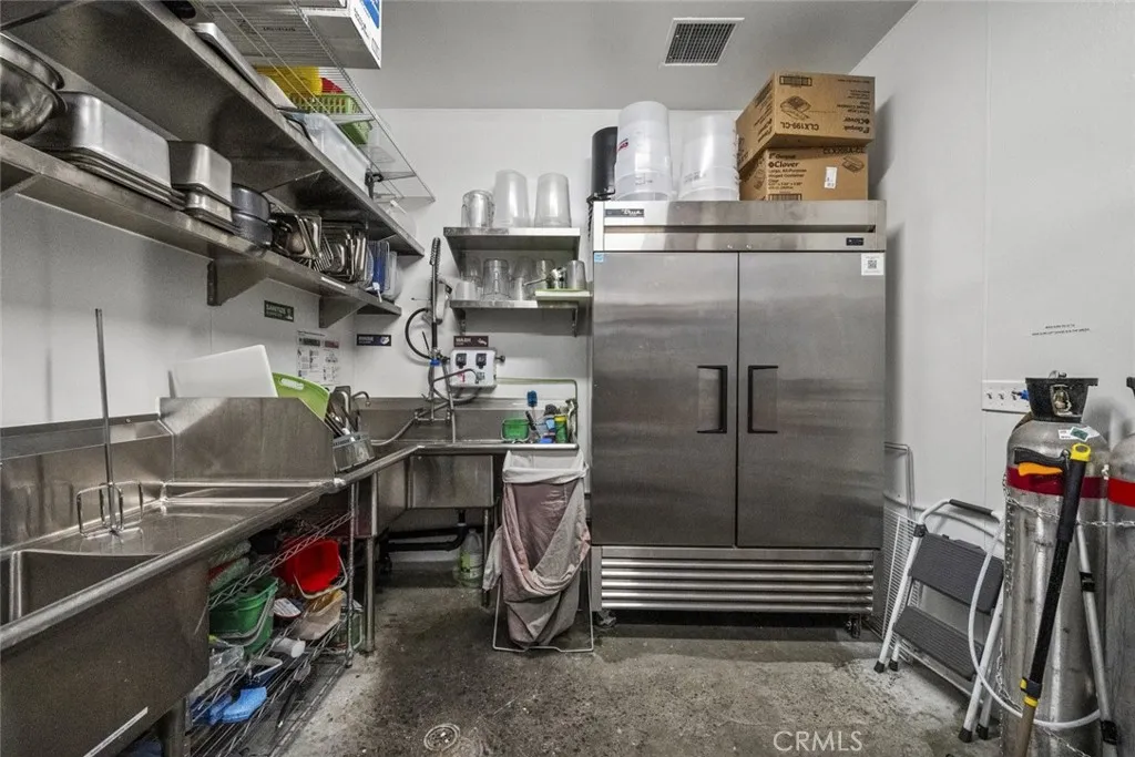 Additional image 8 of 330 Westlake Avenue N Unit 100, Los Angeles, CA 90026