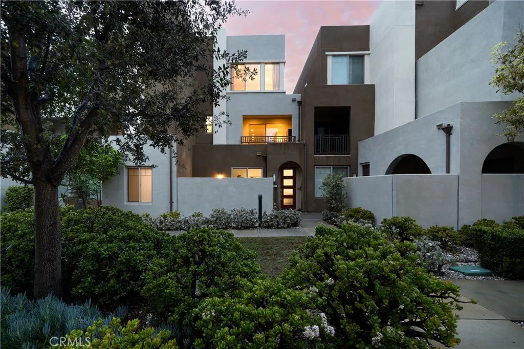 Additional image 3 of 217 Magnet, Irvine, CA 92618