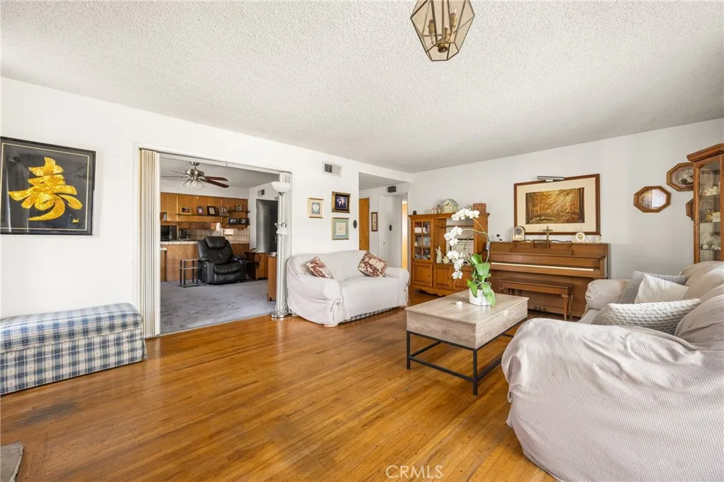 Additional image 11 of 543 N Century Drive, Anaheim, CA 92805