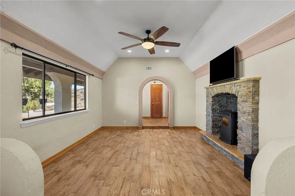 Additional image 68 of 902 Searchlight Ranch Rd, Acton, CA 93510