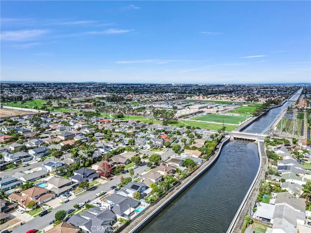 Additional image 106 of 21621 Kaneohe Ln, Huntington Beach, CA 92646