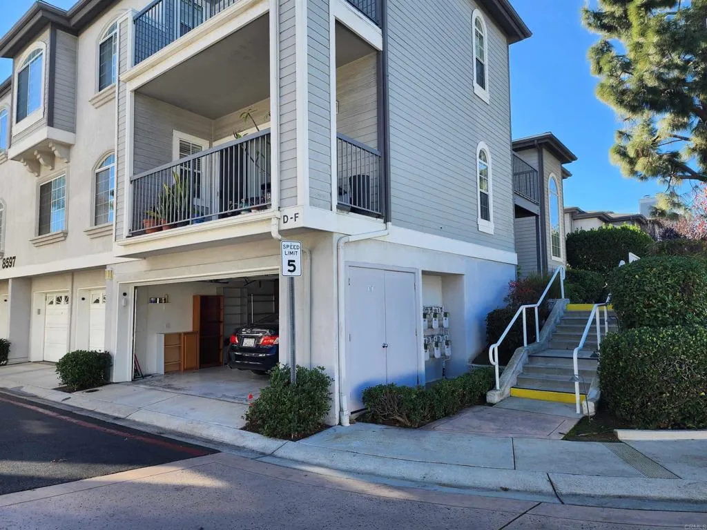 Additional image 80 of 8597 Via Mallorca Unit F, La Jolla, CA 92037