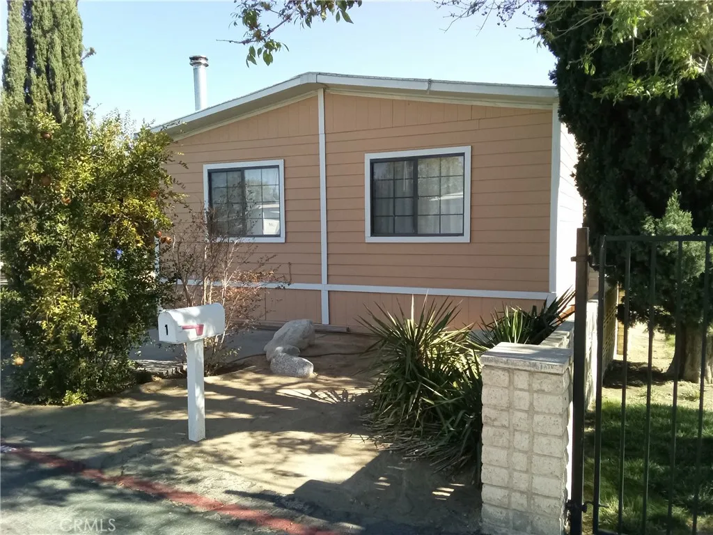 Additional image 5 of 21922 Ottowa Road Unit 1, Apple Valley, CA 92308