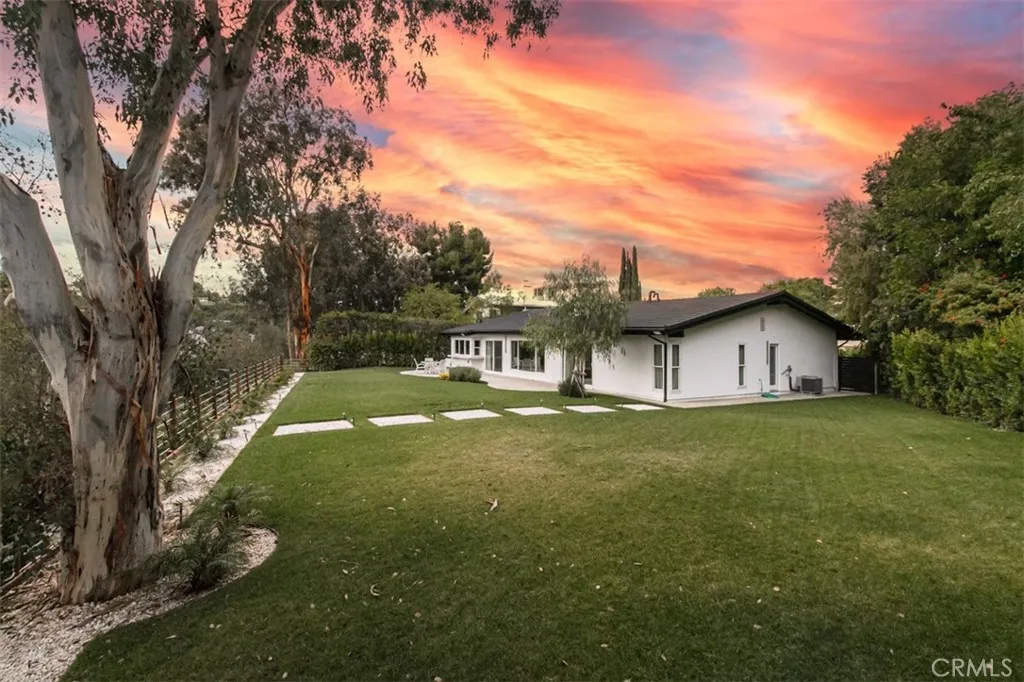 Additional image 5 of 19291 Berclair Lane, Tarzana, CA 91356