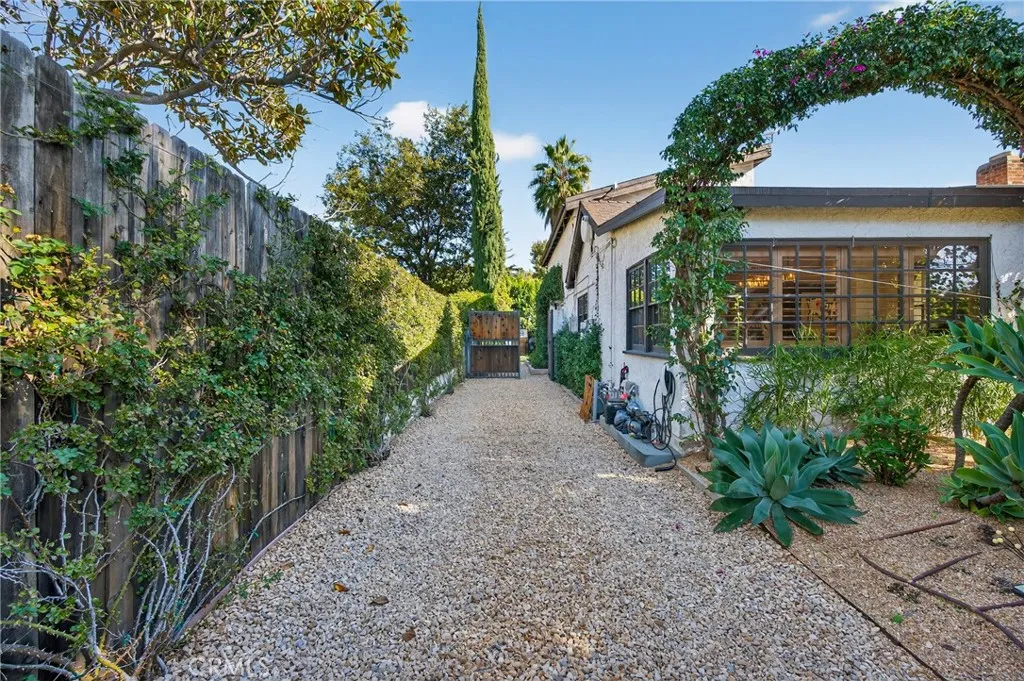 Additional image 63 of 5526 Fulton, Sherman Oaks, CA 91401