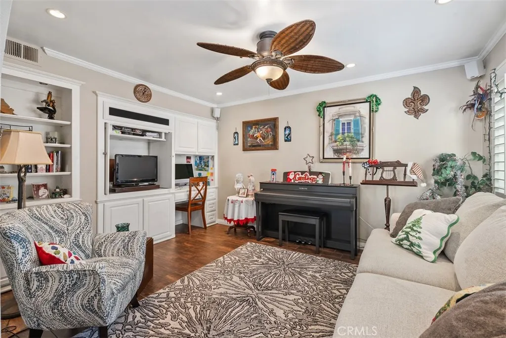 Additional image 23 of 16255 Pacific Circle Unit 204, Huntington Beach, CA 92649