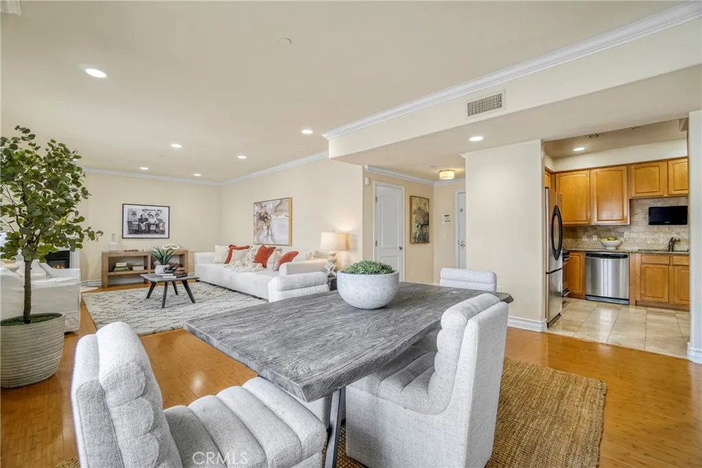 Additional image 10 of 11923 Darlington Avenue Unit 302, Los Angeles, CA 90049