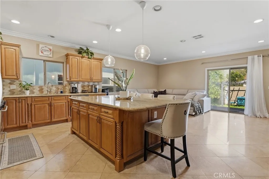 Additional image 51 of 22711 Collins Street, Woodland Hills, CA 91367