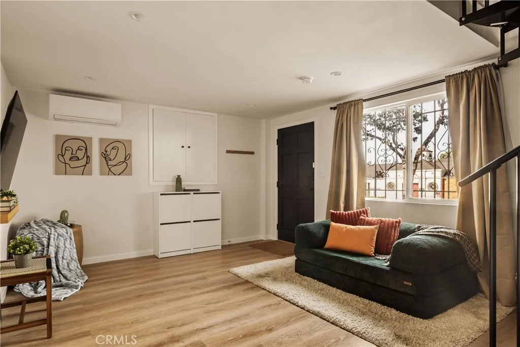 Additional image 14 of 2544 W 5th St, Los Angeles, CA 90057