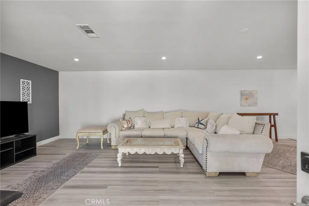 Additional image 116 of 7839 Lena, West Hills, CA 91304