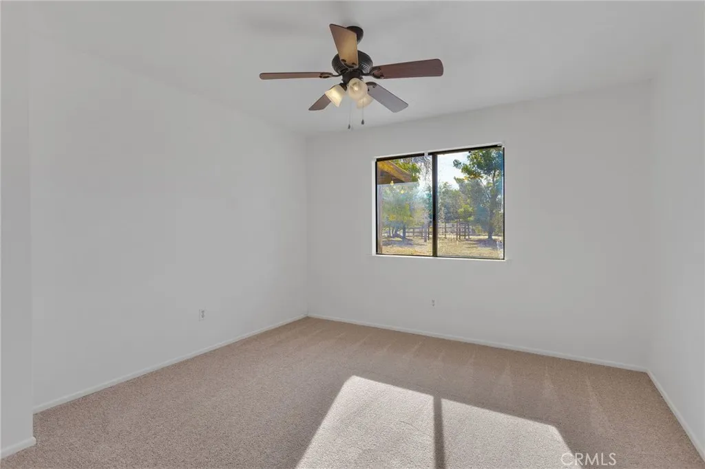 Additional image 21 of 18037 Mondamon Rd, Apple Valley, CA 92307