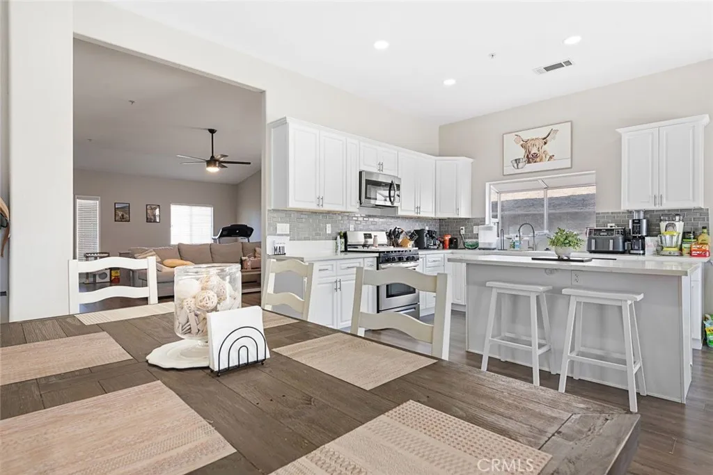 Additional image 26 of 6835 N Escena Street, San Bernardino, CA 92407