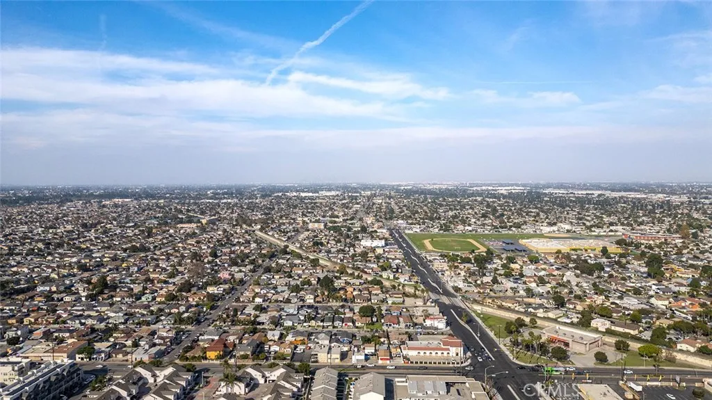 Additional image 43 of 924 W Almond Street, Compton, CA 90220