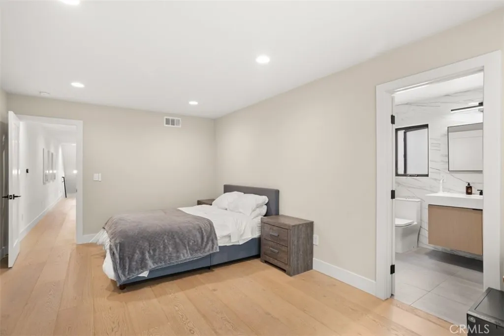 Additional image 23 of 307 18th Street, Huntington Beach, CA 92648