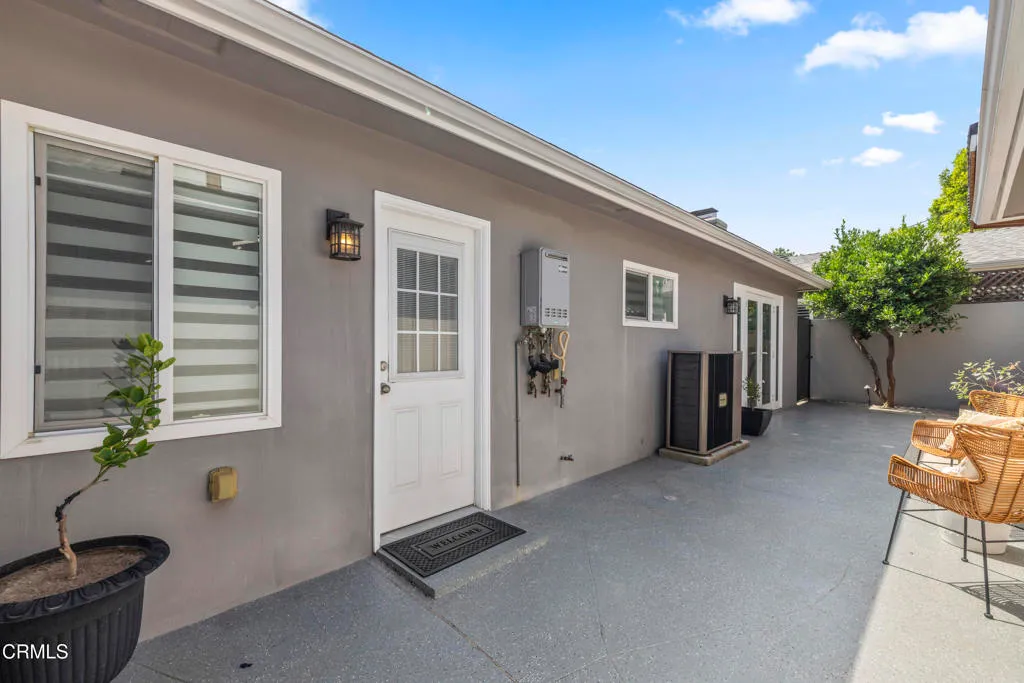 Additional image 98 of 4961 Alcove Avenue, Valley Village, CA 91607