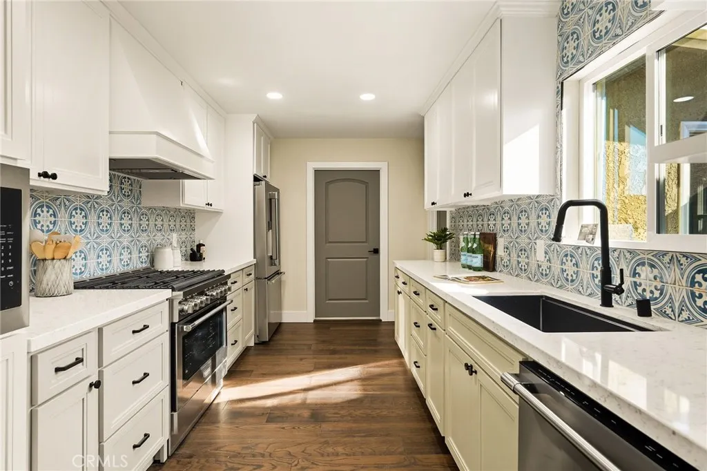 Additional image 59 of 2302 Lori Lane, Santa Ana, CA 92706