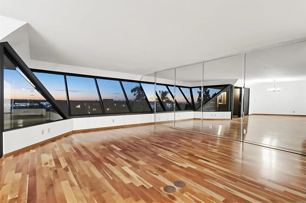 Additional image 4 of 230 W Laurel Street Unit 502, San Diego, CA 92101