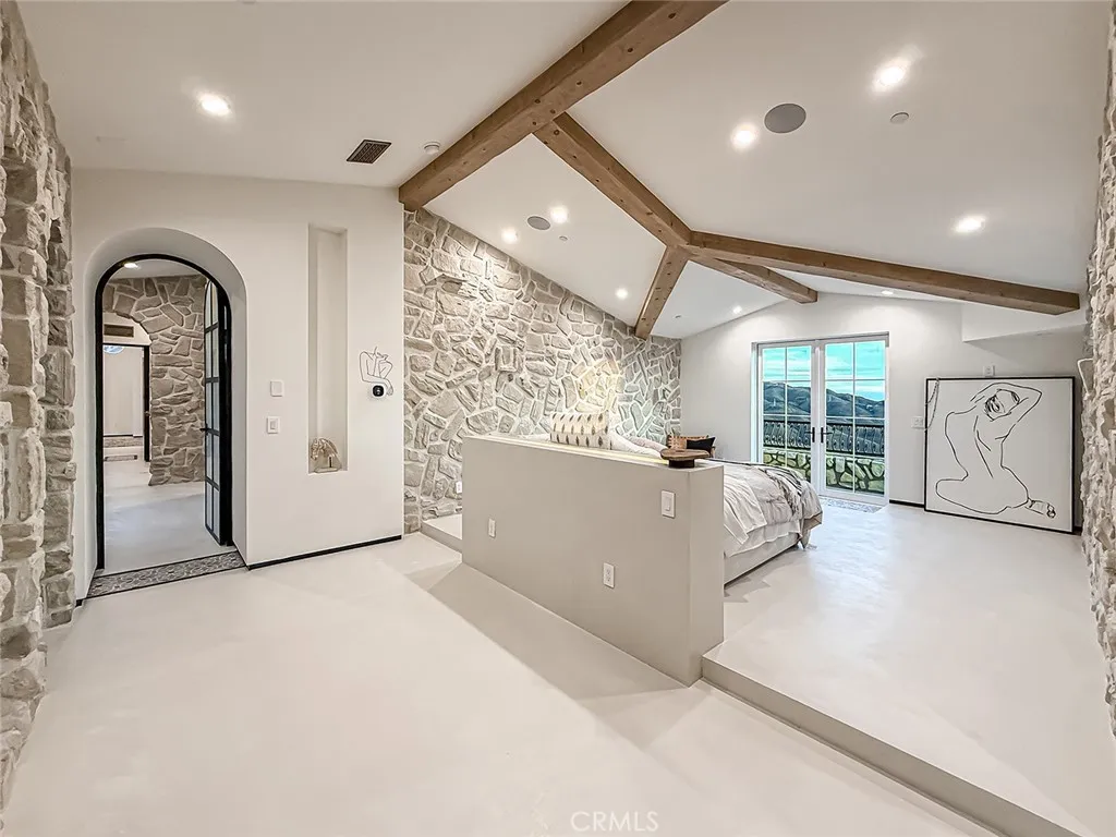 Additional image 130 of 33239 Mulholland Highway, Malibu, CA 90265