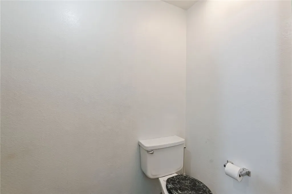 Additional image 14 of 1020 N Kemp Avenue, Compton, CA 90220