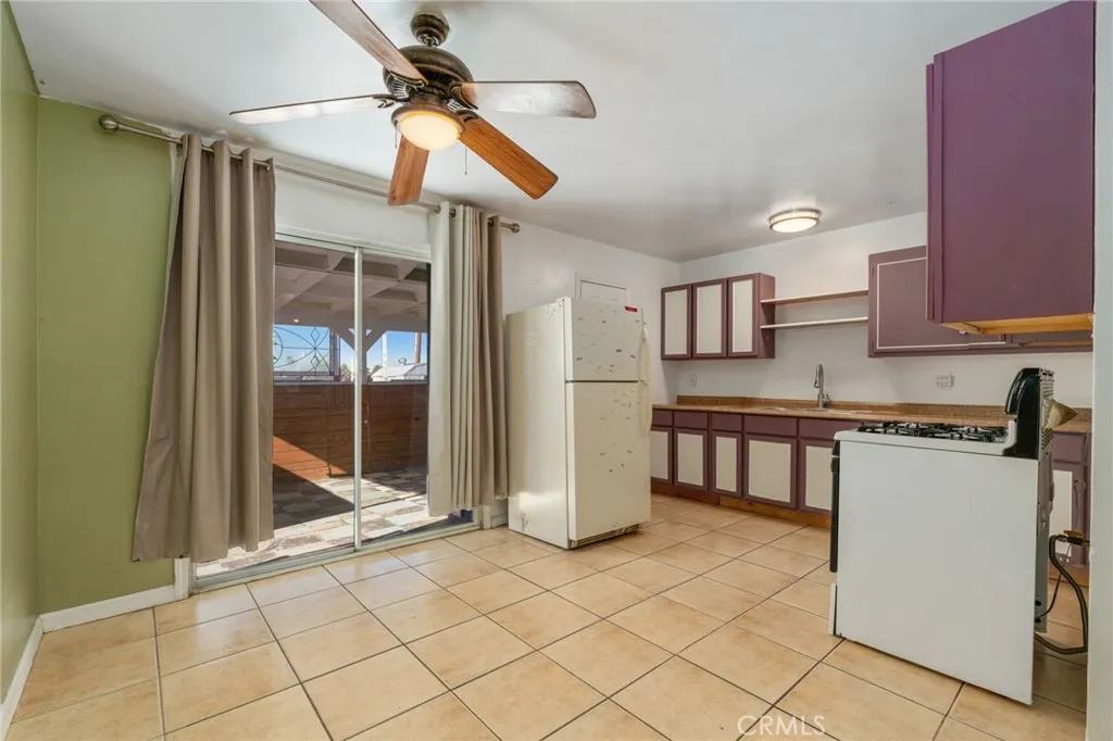 Additional image 42 of 35208 Walnut St, Barstow, CA 92311