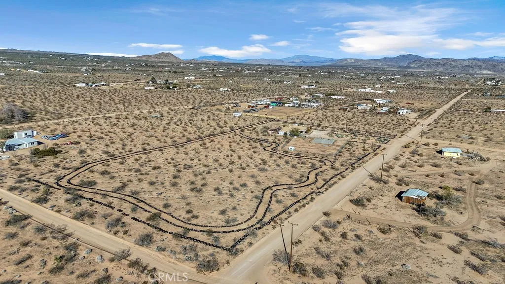 Additional image 49 of 1998 Cambria Avenue, Landers, CA 92285