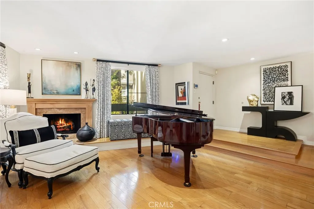 Additional image 47 of 11687 Bellagio Road Unit 12, Bel Air, CA 90049