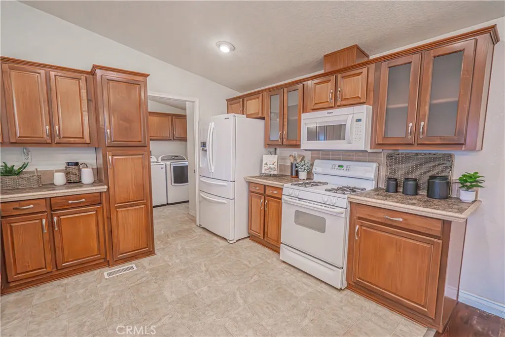 Additional image 38 of 1501 E Avenue I Unit 147, Lancaster, CA 93535