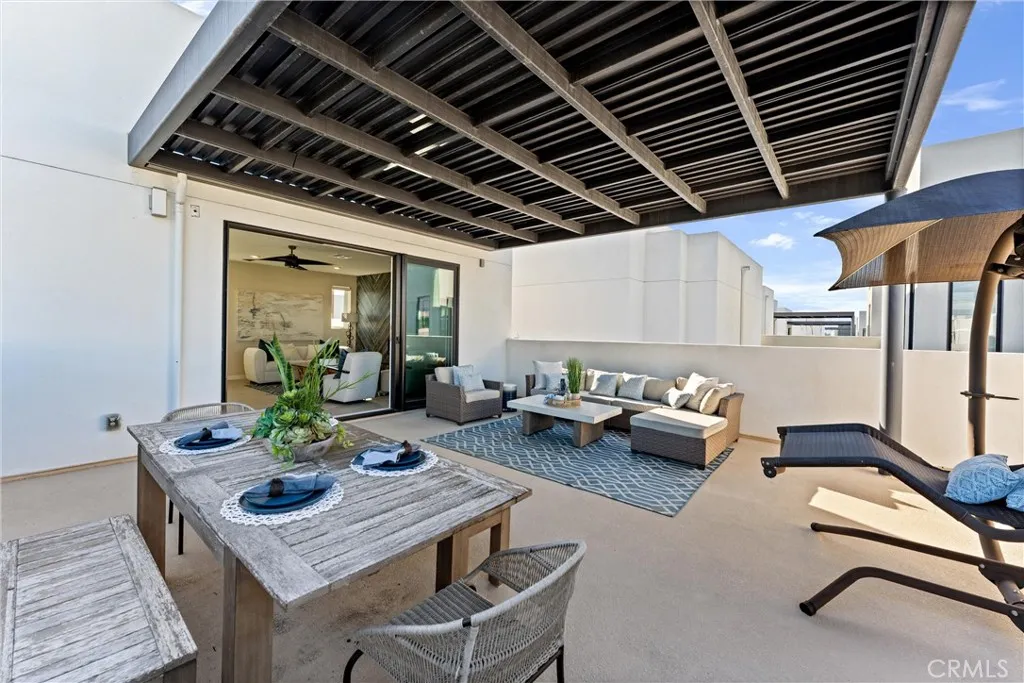 Additional image 42 of 419 Transport, Tustin, CA 92782