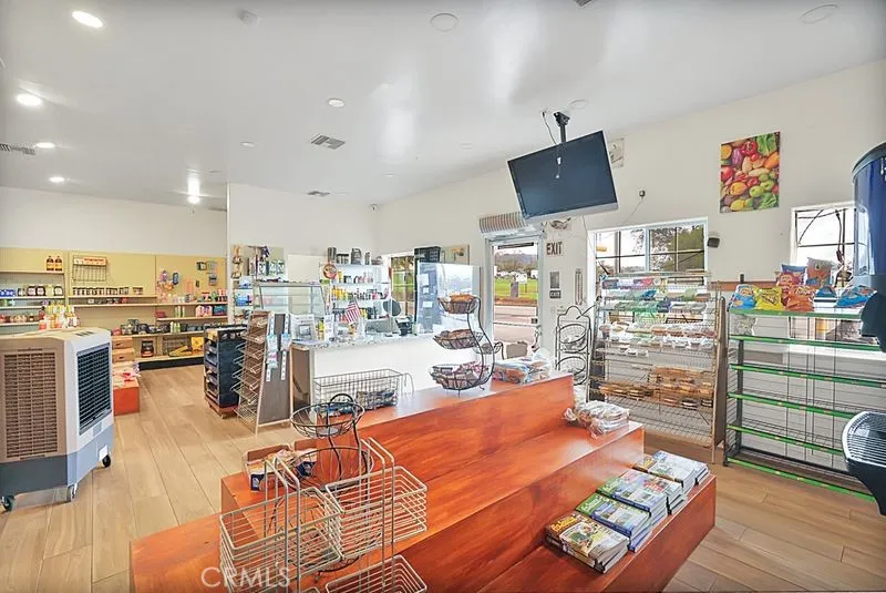 Additional image 94 of 2675 State Highway 140, Catheys Valley, CA 95306