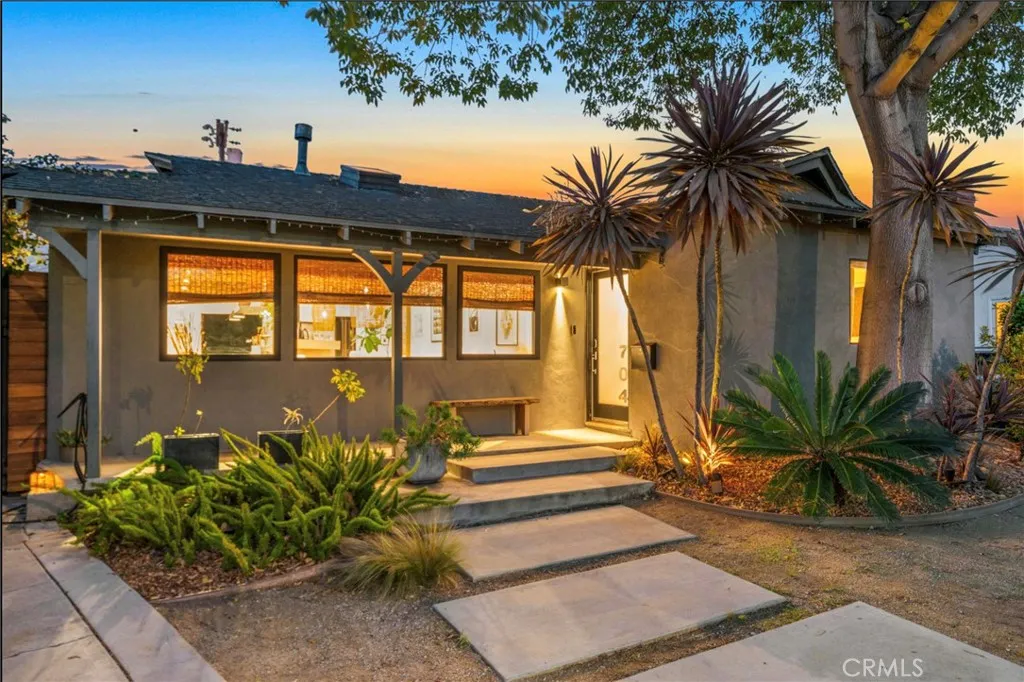 Additional image 74 of 704 Valita St, Venice, CA 90291