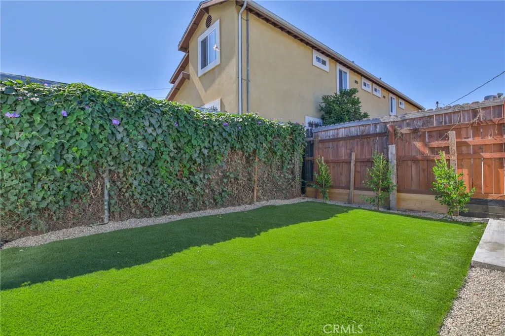 Additional image 24 of 10955 S Spring Street, Los Angeles, CA 90061