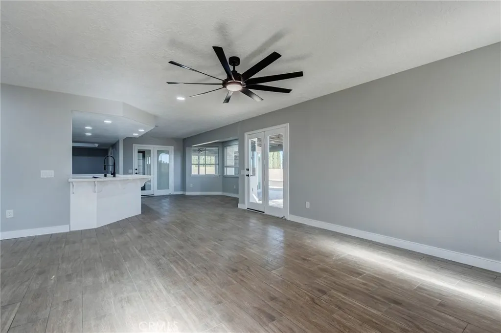 Additional image 86 of 10731 Anaconda Avenue, Oak Hills, CA 92344