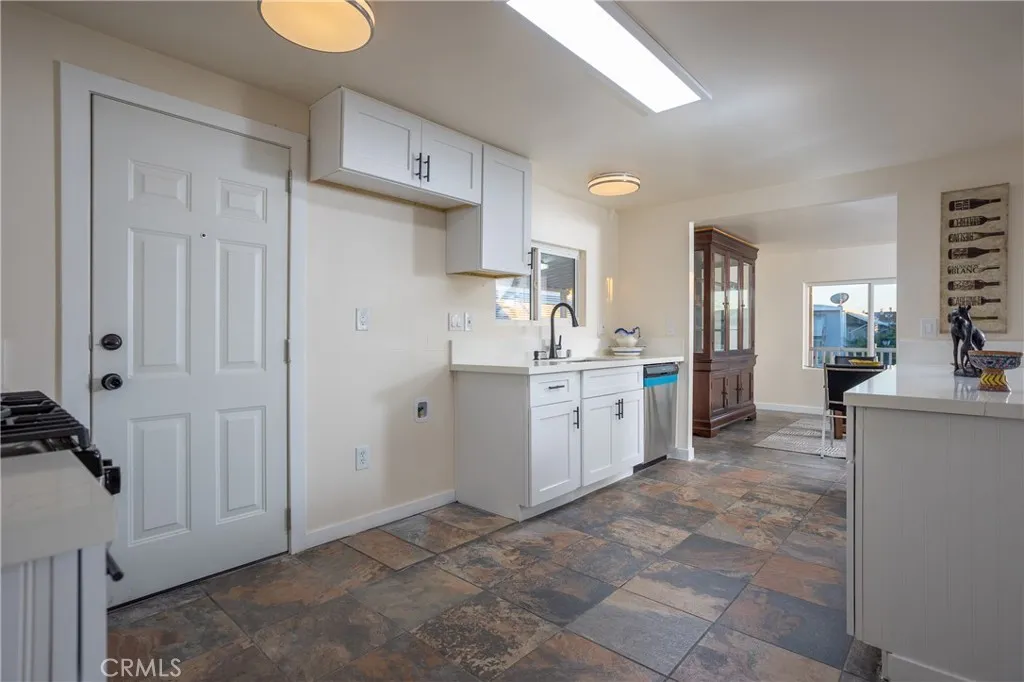 Additional image 11 of 301 E Foothill Boulevard E Unit 39, Pomona, CA 91767