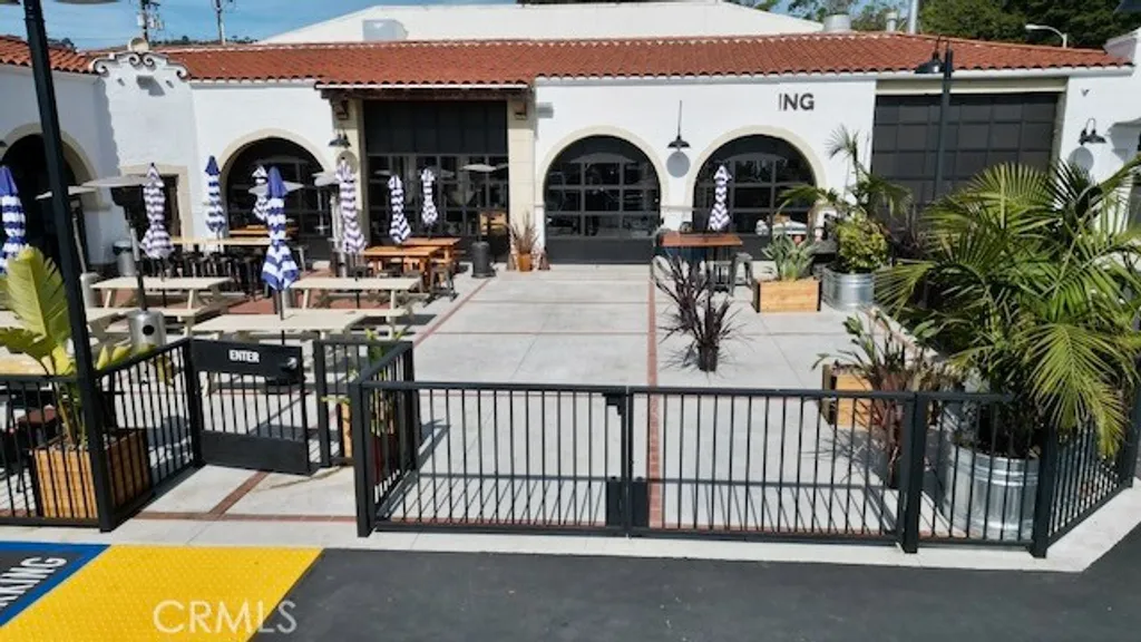 Additional image 4 of 585 E Thompson Boulevard, Ventura, CA 93001