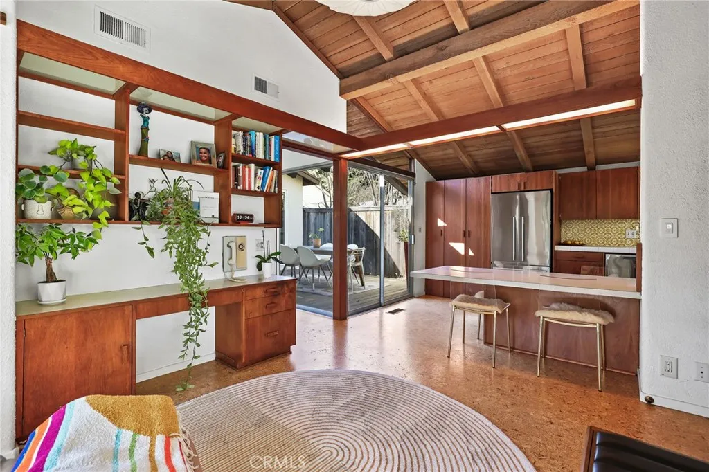 Additional image 11 of 4123 North Virginia Road, Long Beach, CA 90807