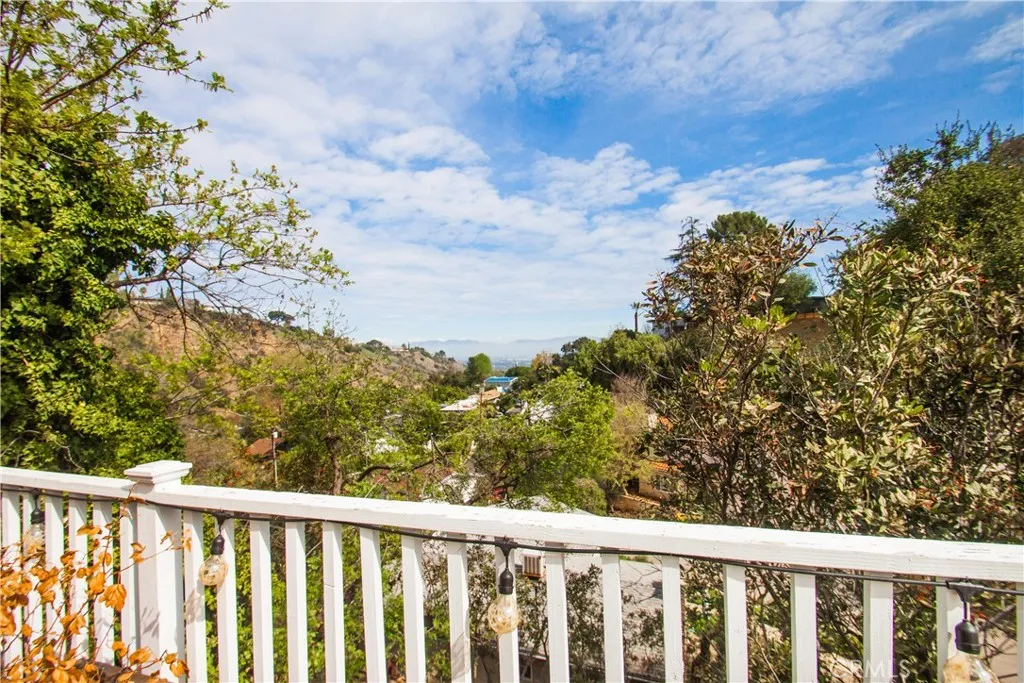 Additional image 80 of 11771 Laurelwood, Studio City, CA 91604