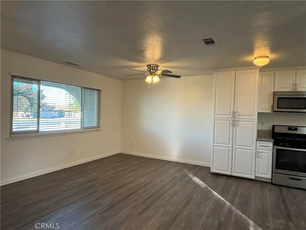 Additional image 5 of 15137 Luna Road, Victorville, CA 92392