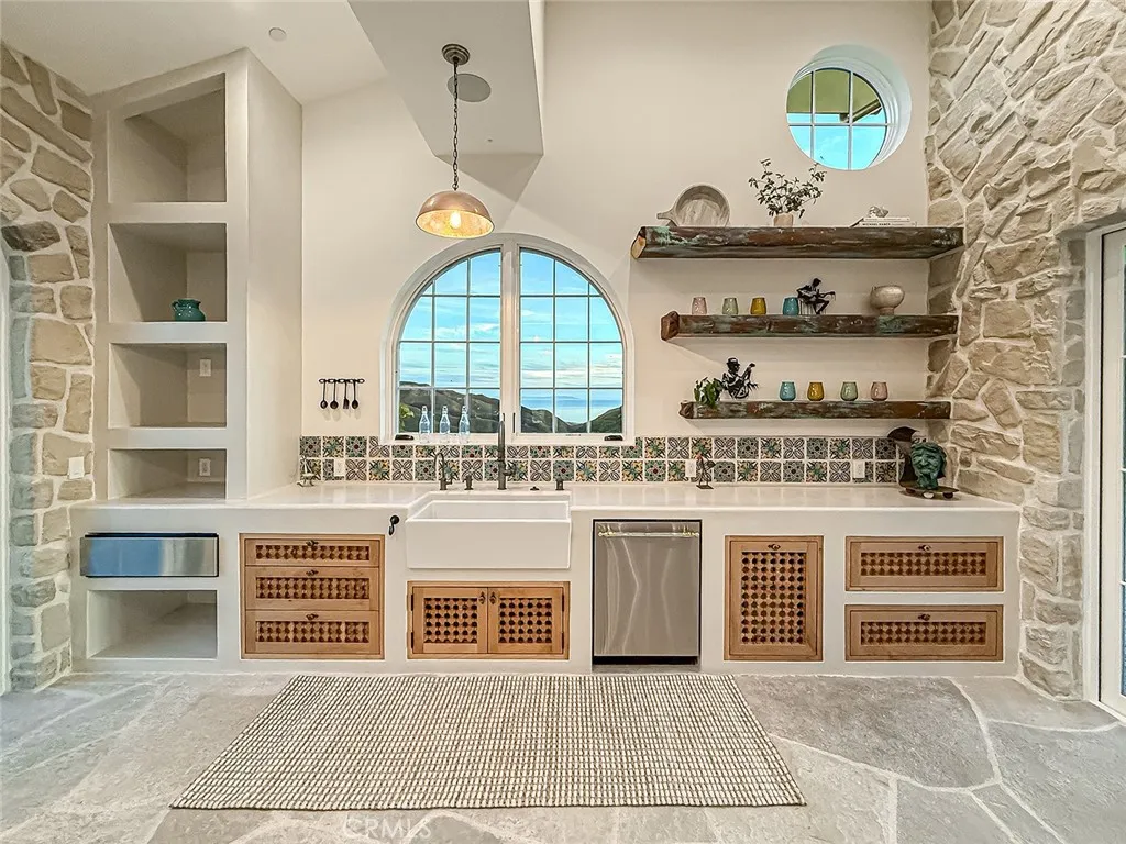 Additional image 94 of 33239 Mulholland Highway, Malibu, CA 90265