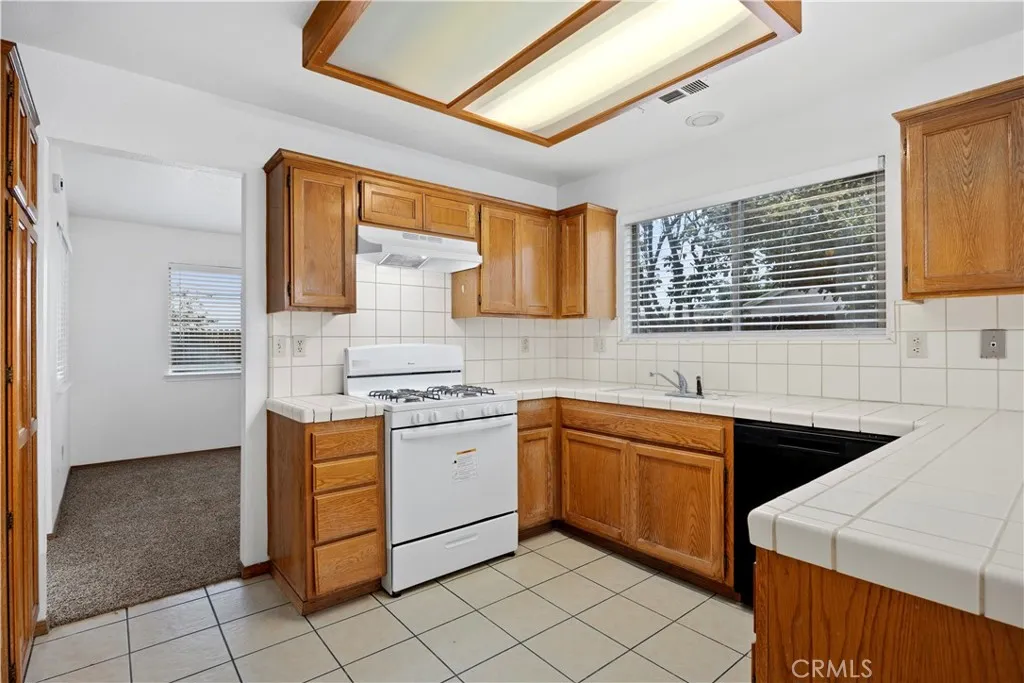 Additional image 10 of 1644 W Date Ave, Porterville, CA 93257
